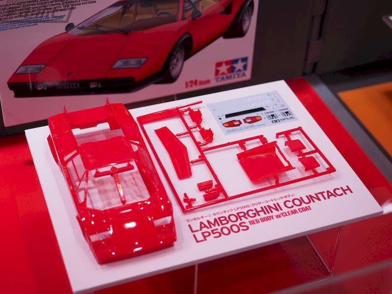 Tamiya 25419 1/24 Lamborghini Countach LP500S, Red W Clear Coat