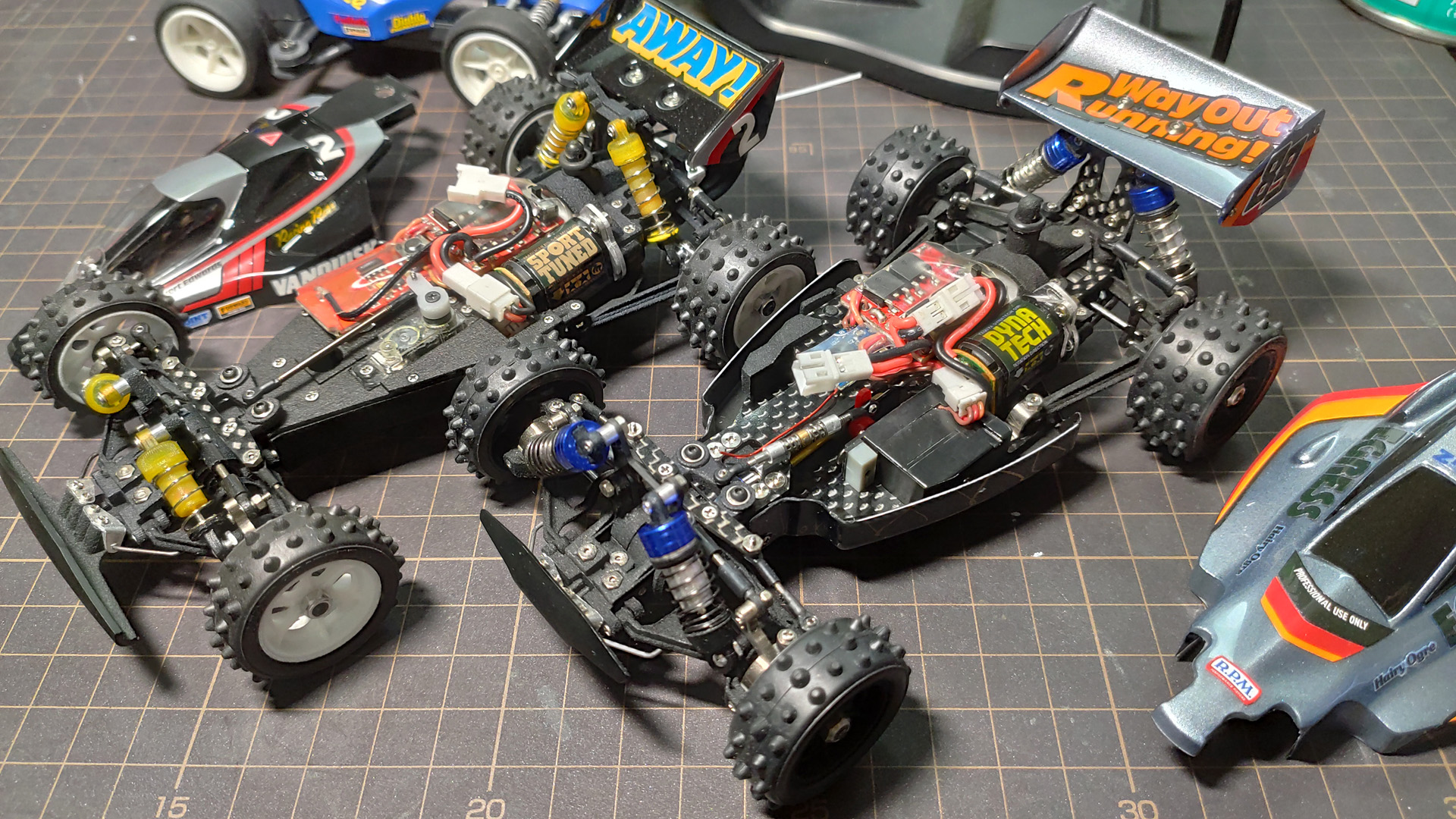 Extremely impressive RC Mini 4WD 1/32 scale Tamiya Avante, Egress 