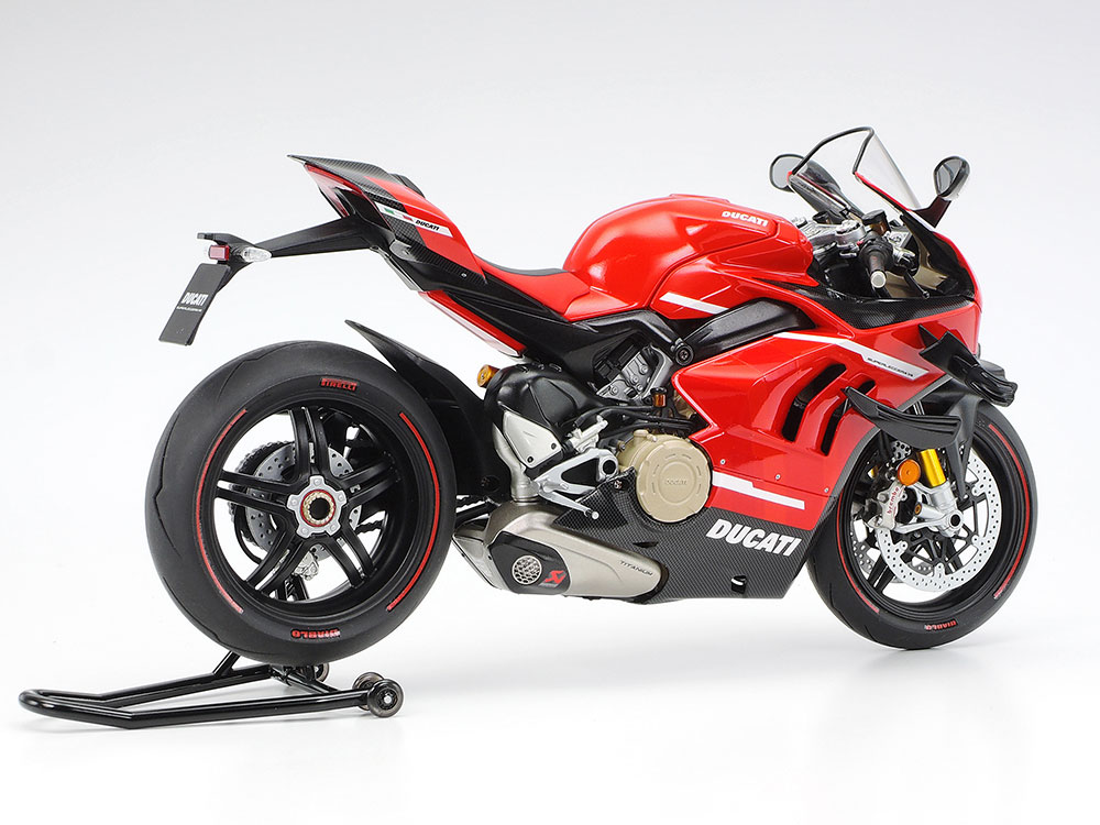 Full official photos and details of Tamiya 14140 1/12 Ducati Super