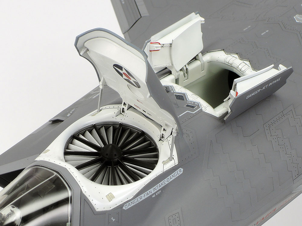 Full details of Tamiya 61125 1/48 Lockheed Martin F-35B Lightning