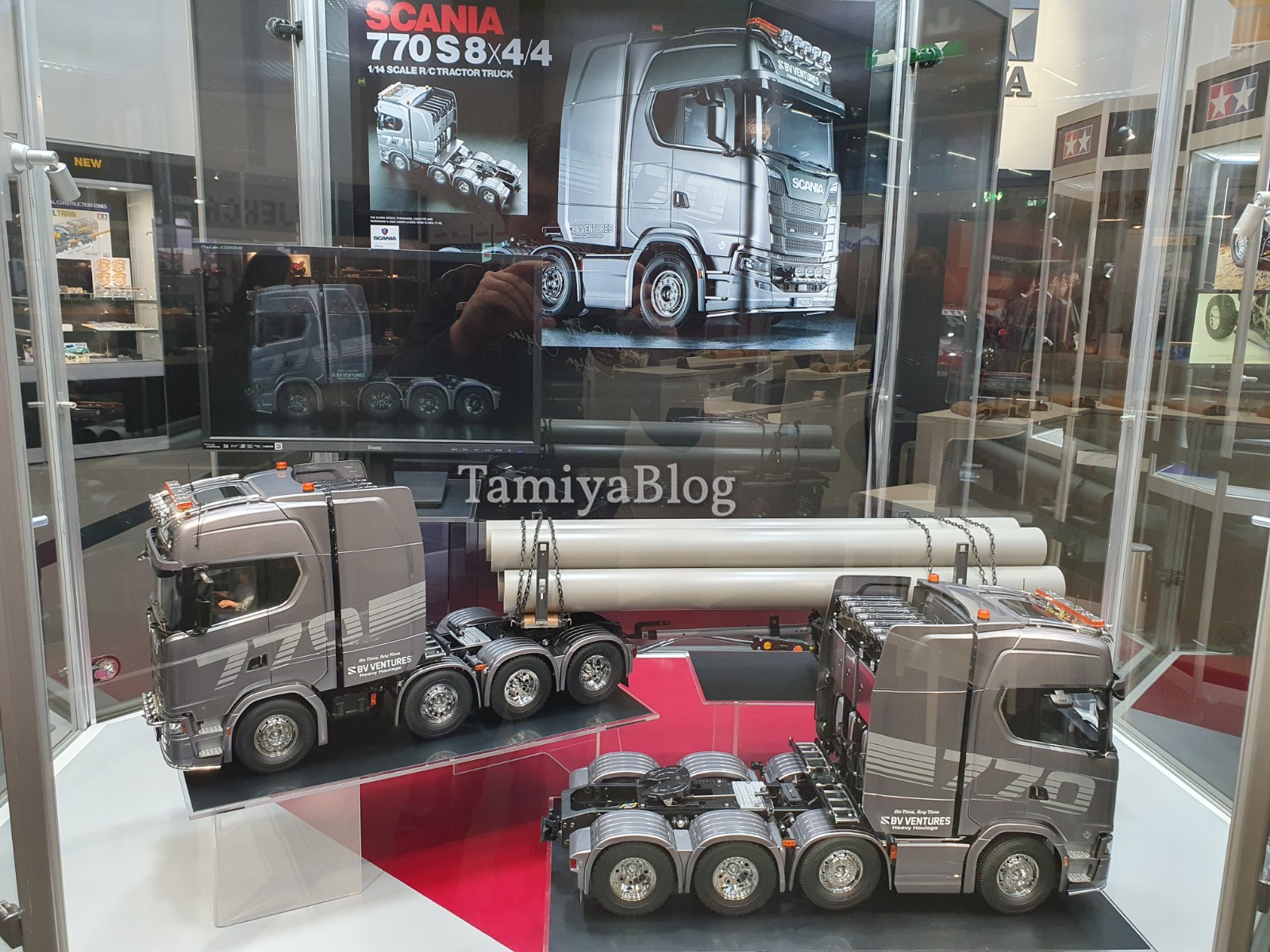Tamiya 56371 1/14 RC Scania 770S 8×4/4 at Nuremberg Toy Fair 2023